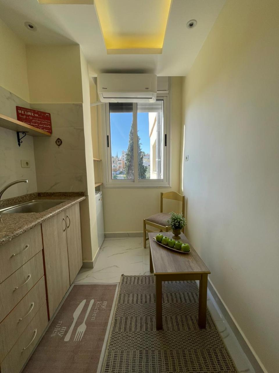 Classy Hostel Madaba Extérieur photo