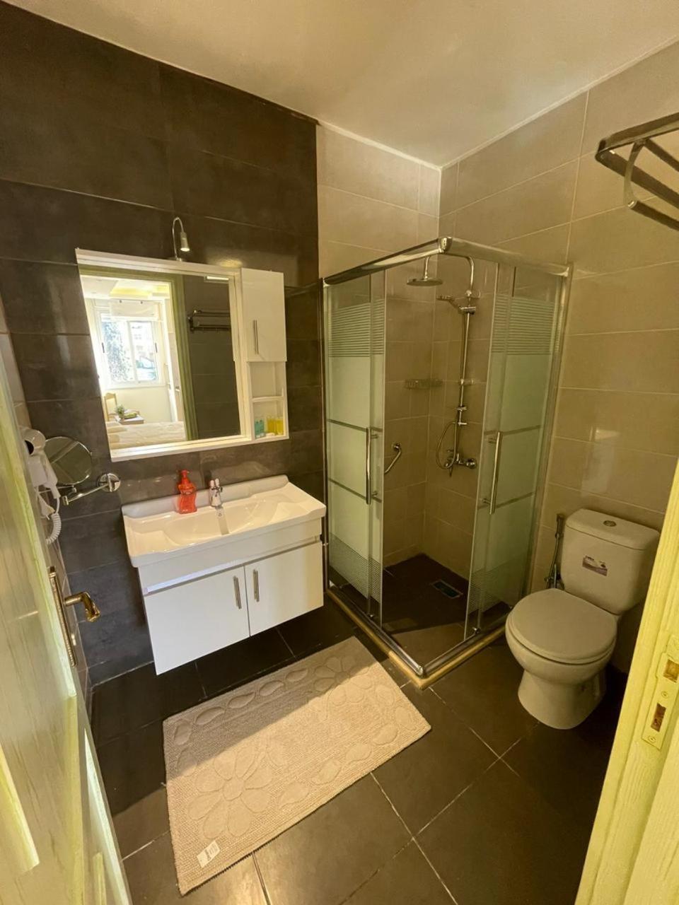 Classy Hostel Madaba Extérieur photo
