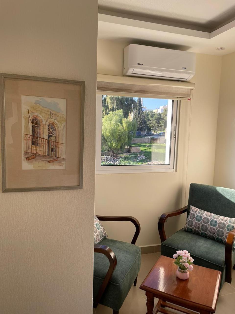 Classy Hostel Madaba Extérieur photo
